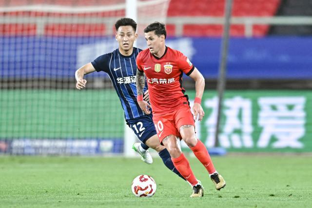 【中超】维塔尔暴力远射图多列三中框 三镇0比2海港